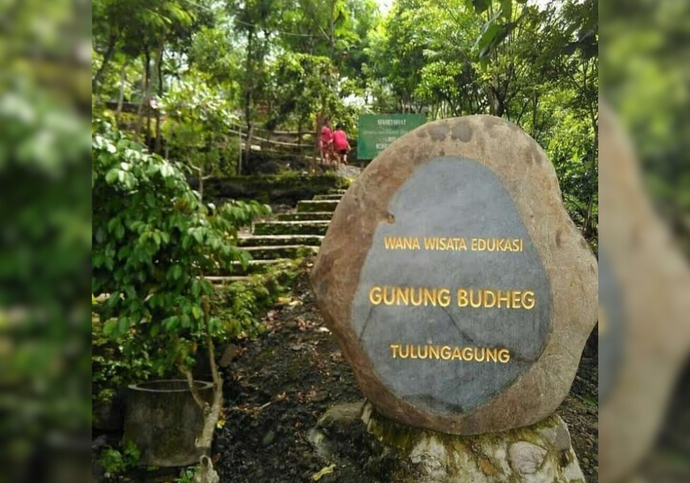Menjadi wisata edukasi, Gunung Budheg Tulungagung menyimpan legenda Joko Budeg.