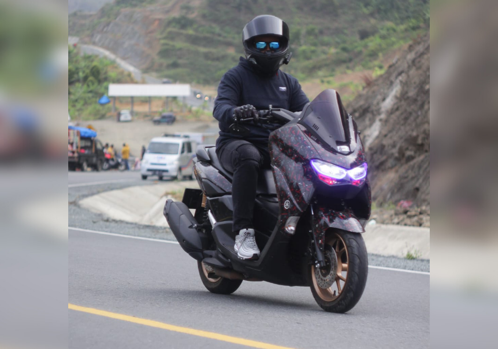 Ramadan Makin Adem dengan Yamaha Nmax.