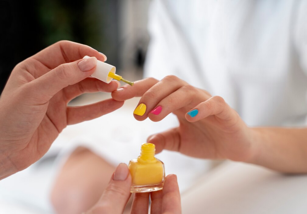 Simak beberapa aktivitas yang perlu dihindari jika ingin nail art awet.