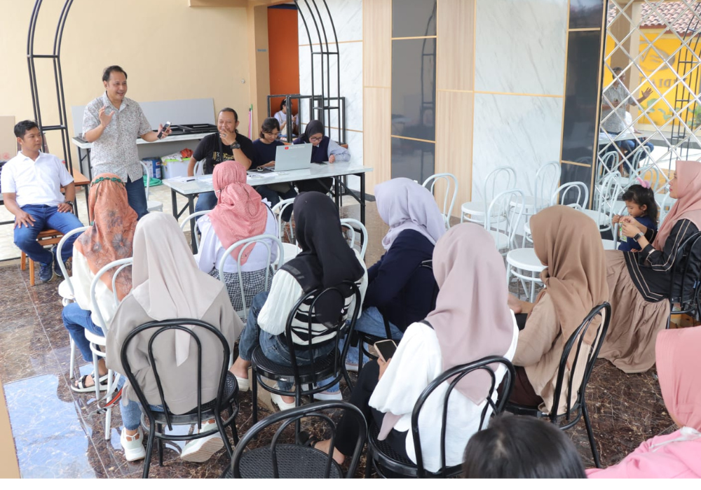 ANTUSIAS : Peserta Ramadan Fashionism Technical meeting di Aquatic resto & pool di Kelurahan Kutoanyar, Kecamatan Tulungagung, Jumat (29/3/2024).