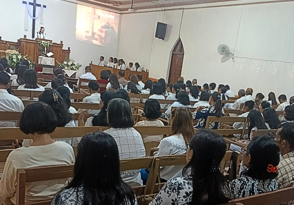Polres Tulungagung menerjunkan ratusan personel untuk melakukan pengamanan proses ibadah kamis putih dan jumat agung.