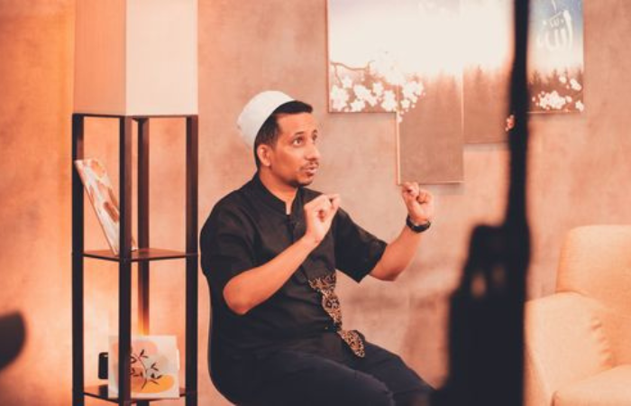 Habib Jafar pada suatu podcast