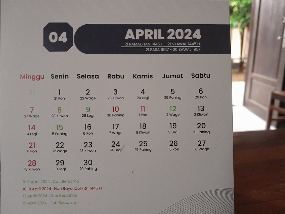 Kalender bulan April 2024
