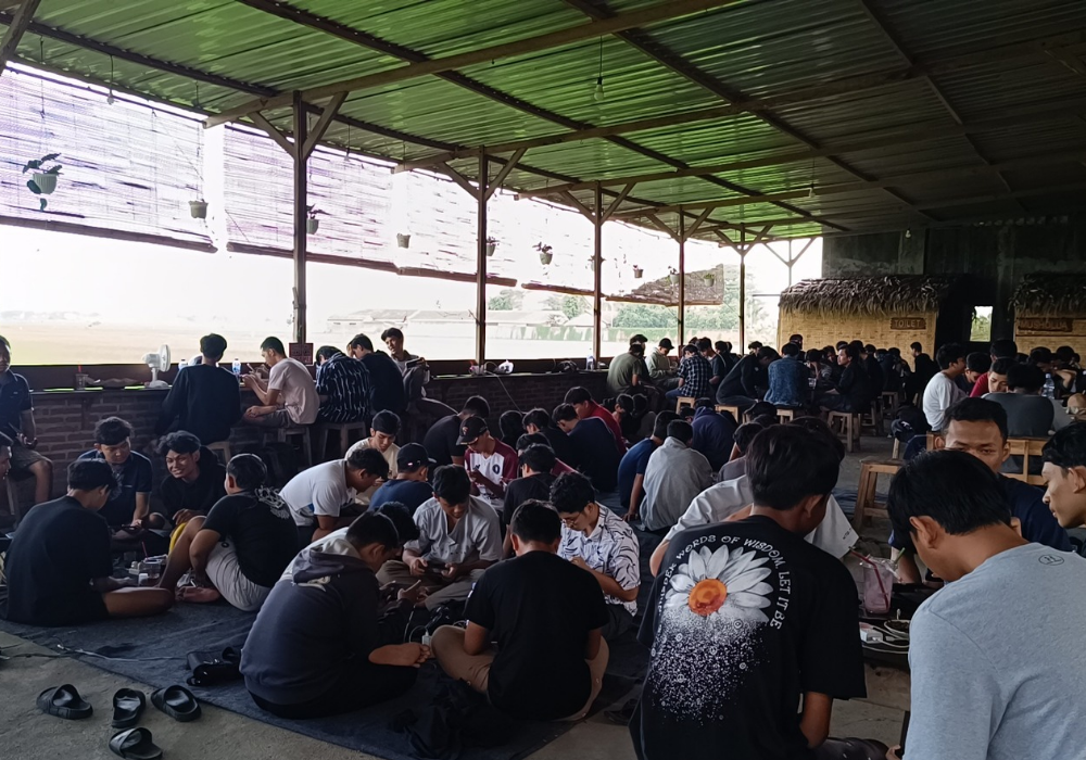 Puluhan tim esport MLBB bersaing memperebutkan tiket masuk seleksi regional CBN Championship Season 5 Tulungagung.