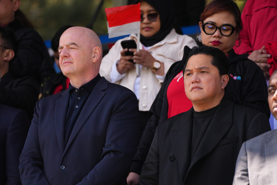 Ketua Umum PSSI, Erik Tohir Melihat Langsung Perjuangan Garuda Muda Lawan Guinea