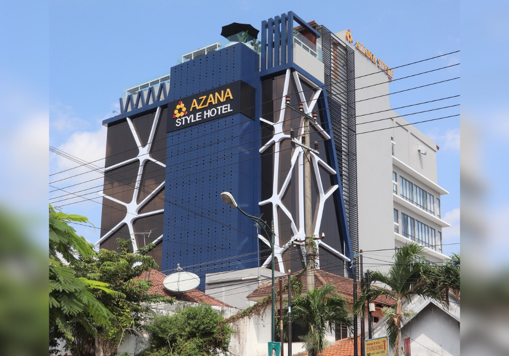 MEGAH: Gedung Azana Style Hotel berdiri dengan megah dengan sentuhan yang elegan dan modern.
