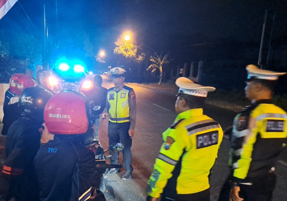 Aparat kepolisian Tulungagung melakukan patroli untuk mencegah potensi gangguan kamtibmas di Tulungagung