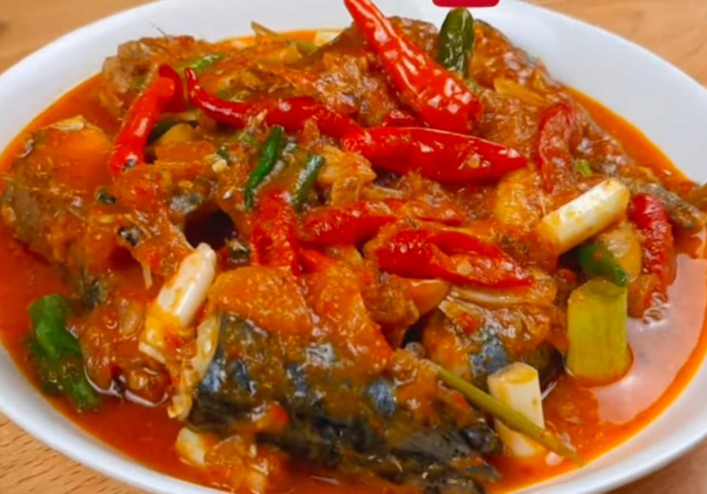 Masakan sarden ikan pindang