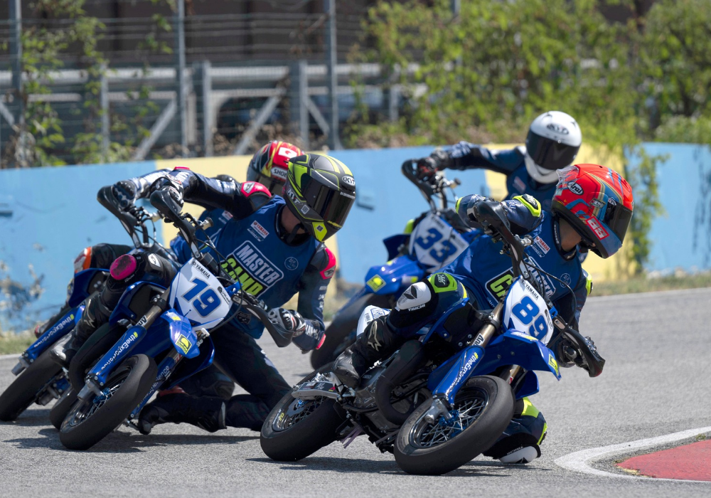 Wahyu Nugroho Jalani Latihan di Yamaha VR46 Master Camp, Konsisten Raih Podium di Berbagai Sesi Kompetisi.