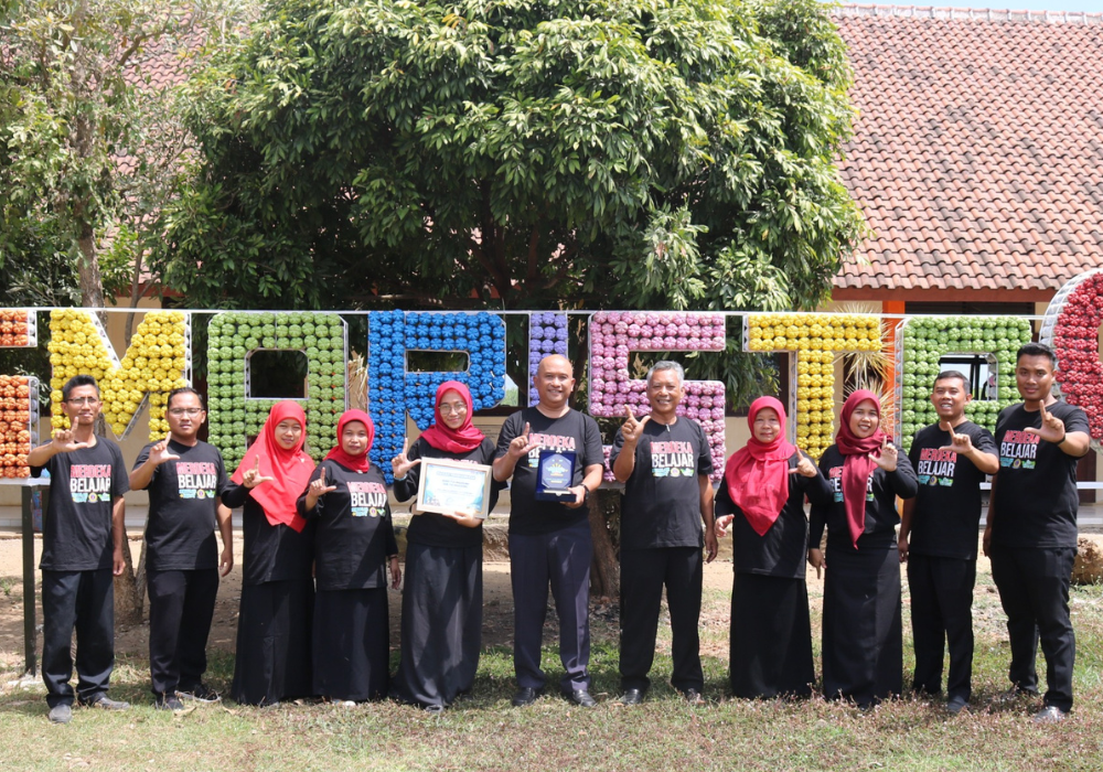 Hasil keringat kerjasama tim, SMAN 1 Tulungagung sabet juara III GSS tingkat nasional.