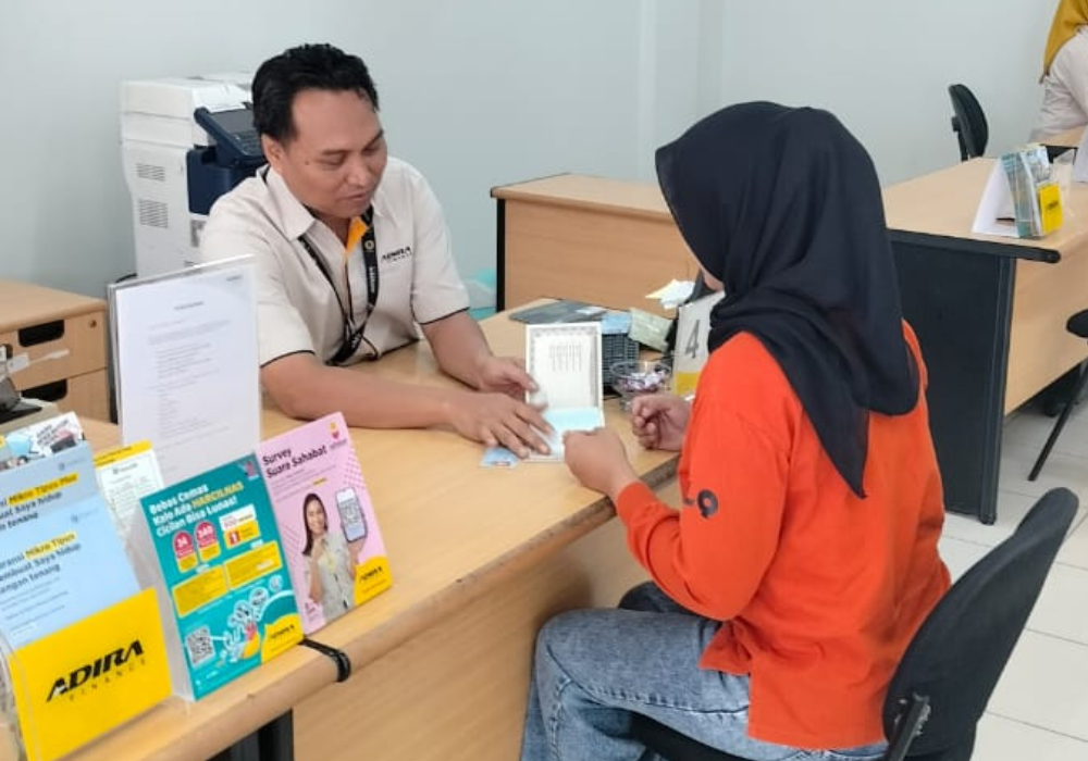Sikap 5S dalam pelayanan Adira Finance kepada pelanggan.