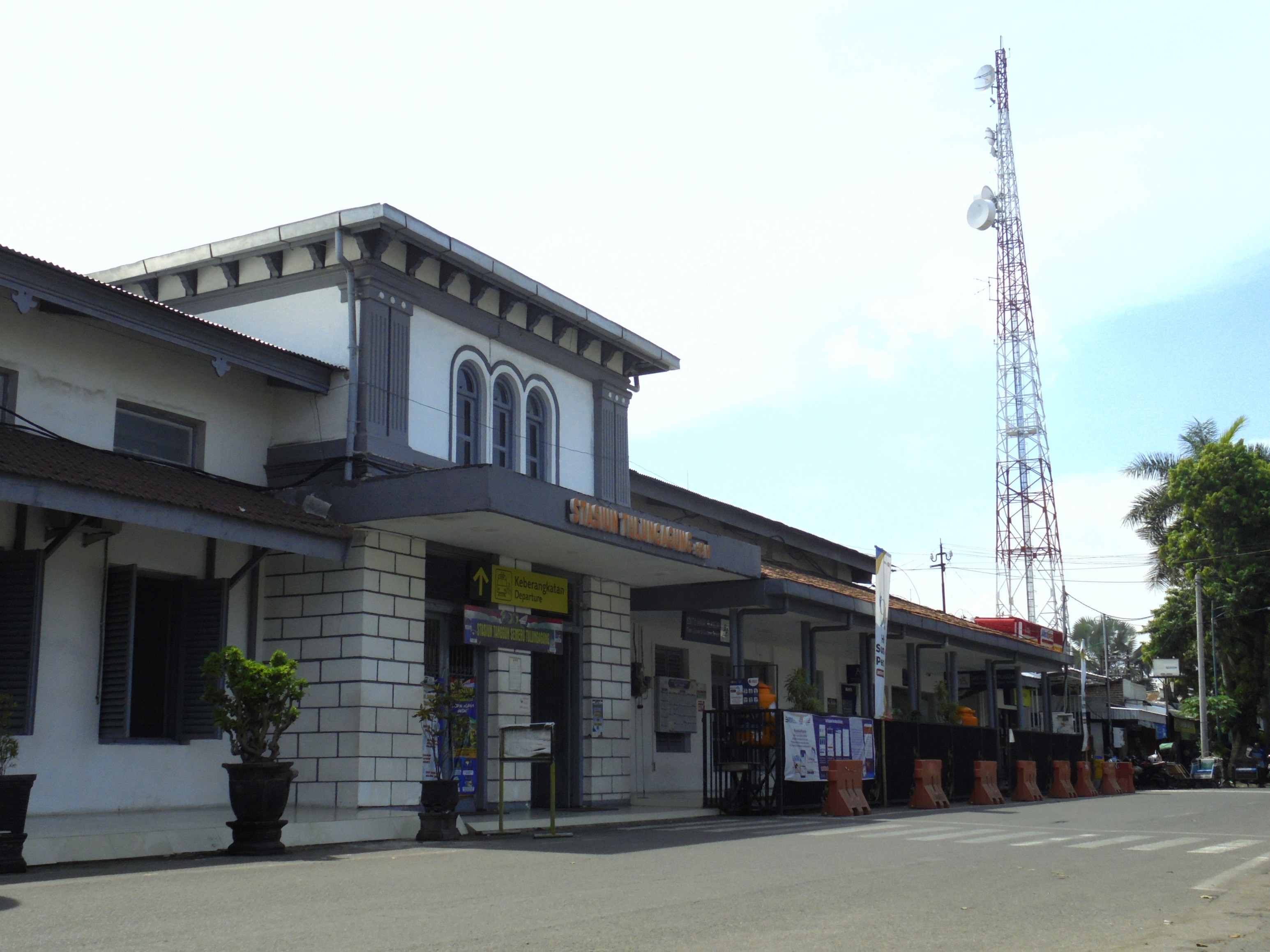 Stasiun Tulungagung  (Wikipedia)