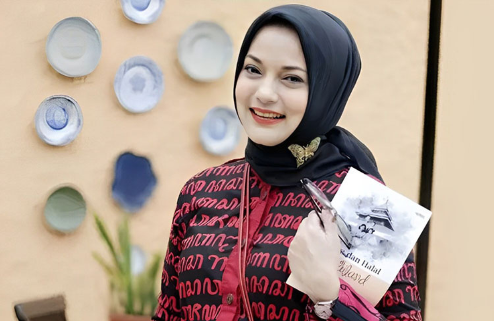 Marissa Haque, istri Ikang Fawzi tutup usia.