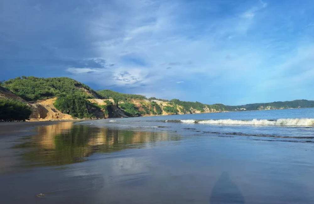 Pantai Sine.