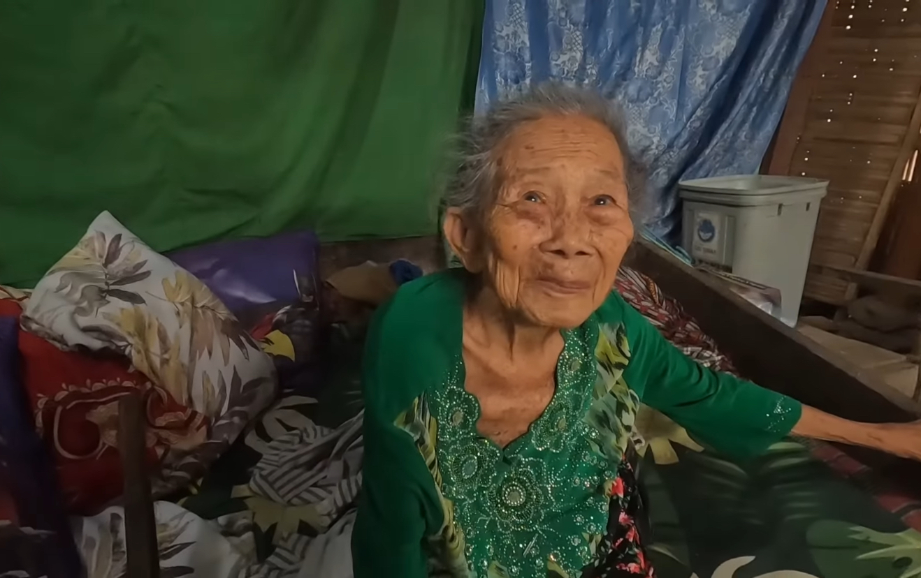 Kisah Mbah Dunuk manusia tertua di Tulungagung berusia 150 tahun.