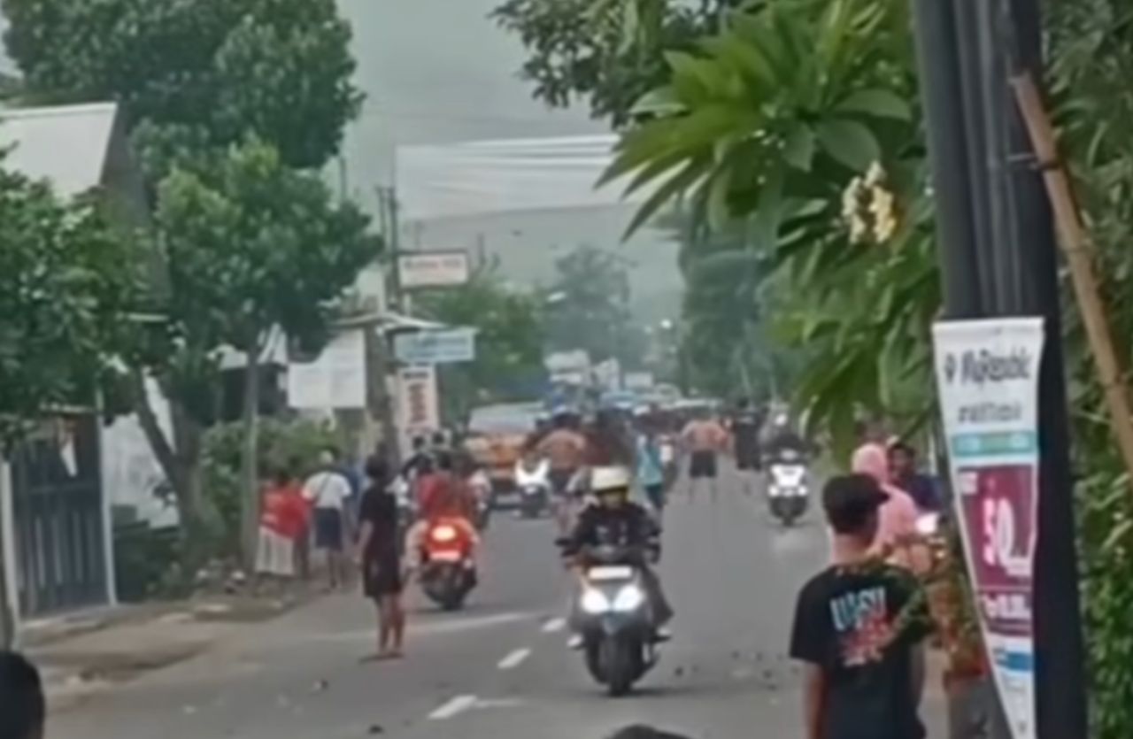 Adu jurus di tengah jalan, vidio dugaan bentrokan perguruan silat viral di media sosial