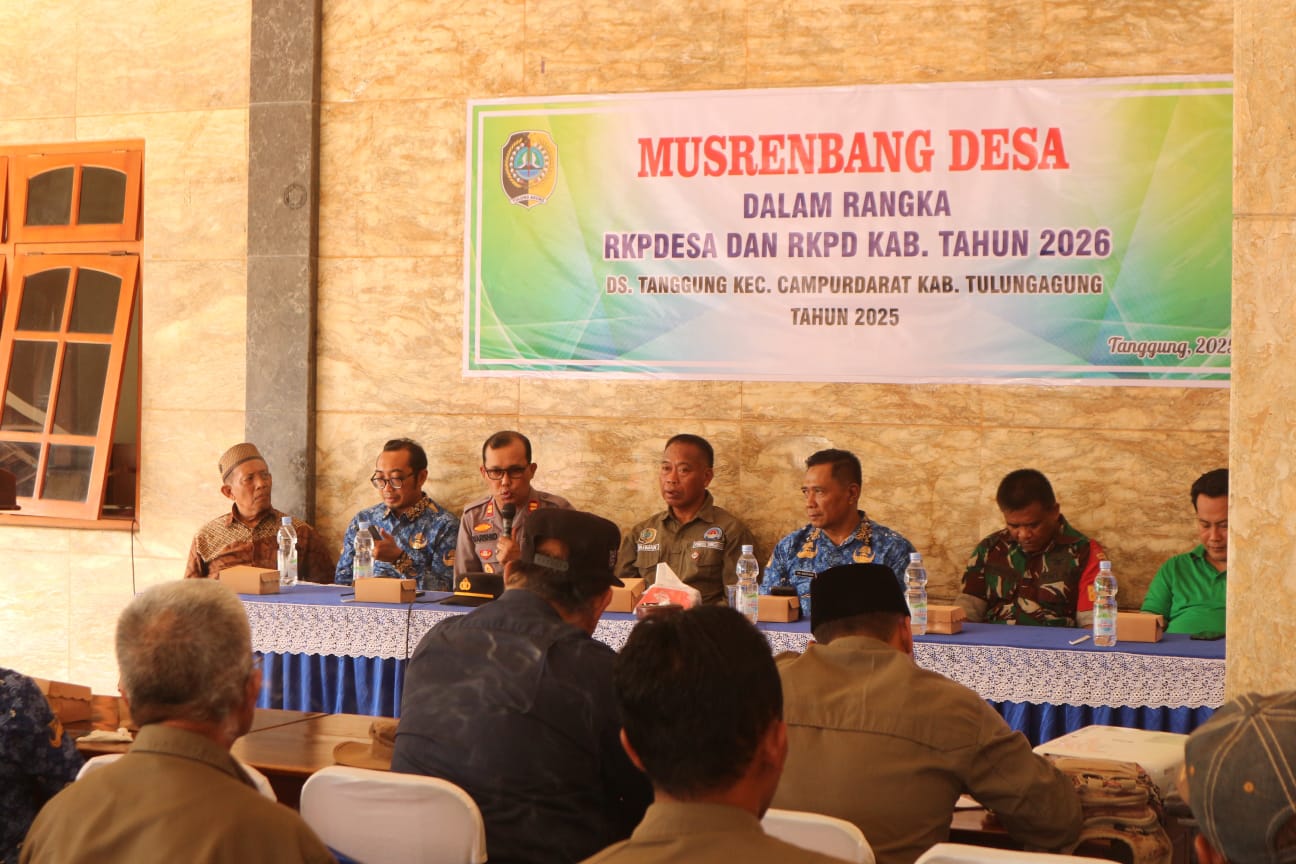 LANCAR: Suasana  Musrenbang Desa  Tanggung, Kecamatan  Campurdarat yang  menghasilkan  beberapa  prioritas  pembangunan
