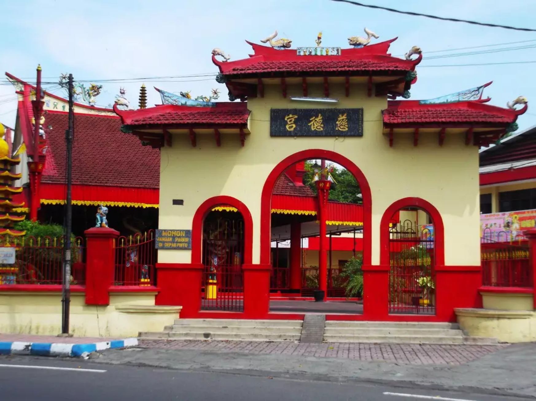 Klenteng Tjoe Tik Kiong Tulungagung (budaya-indonesia.org)