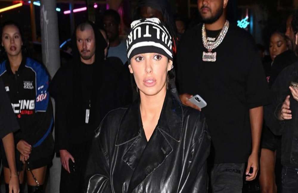 profil bianca censori
