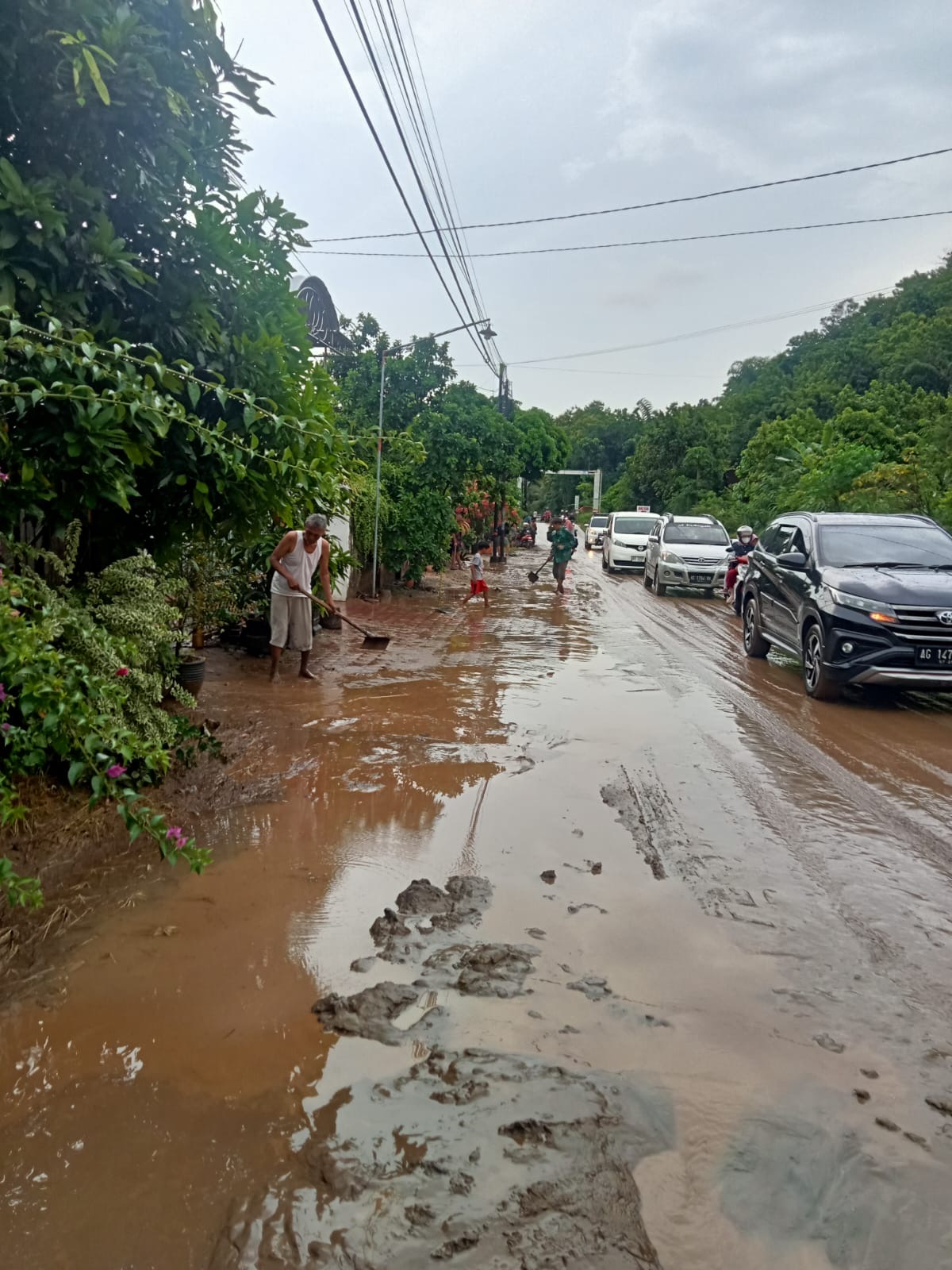 Kondisi infrastruktur jalan di Desa/Kecamatan Kalidawir.