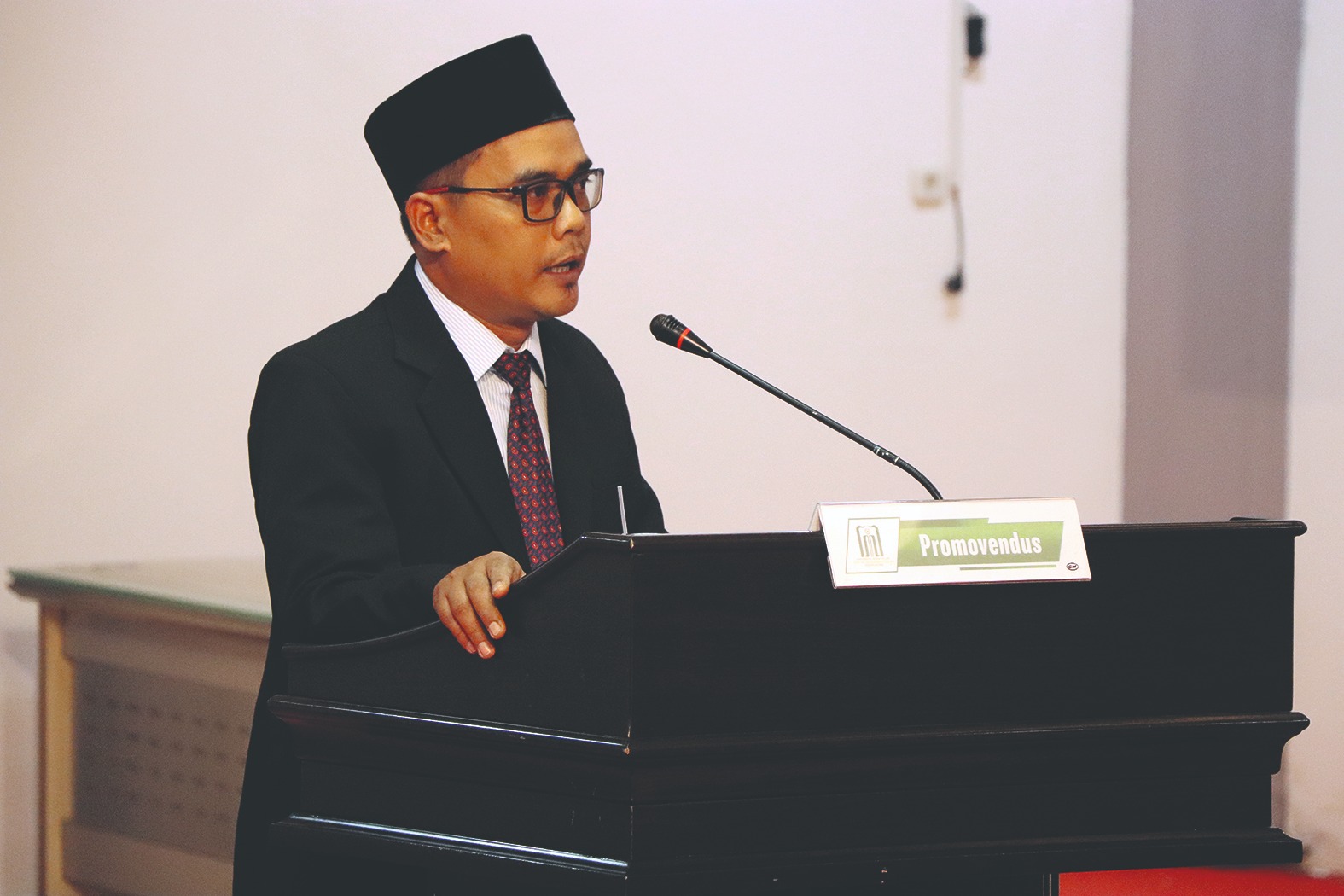 Ahmadi Abdul Shomad Faiz Nahdhiyanto sukses mempertahankan disertasinya yang berbasis desa,
