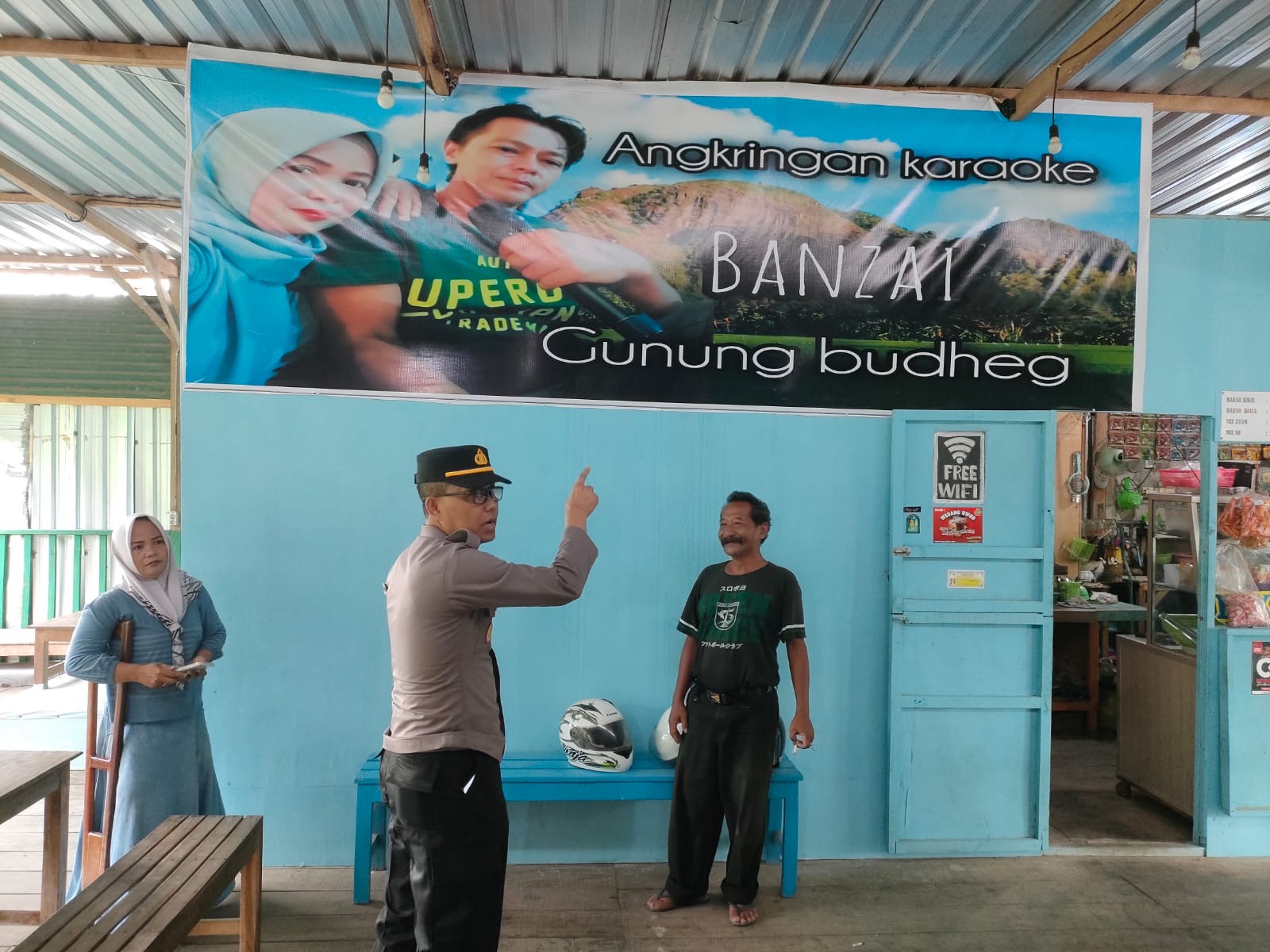 Warung karaoke di wilayah Gunung Budheg ditertibkan petugas kepolisian