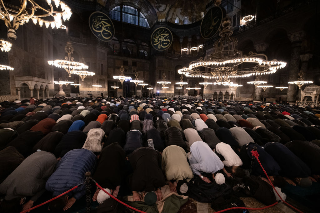 ilustrasi sholat tarawih