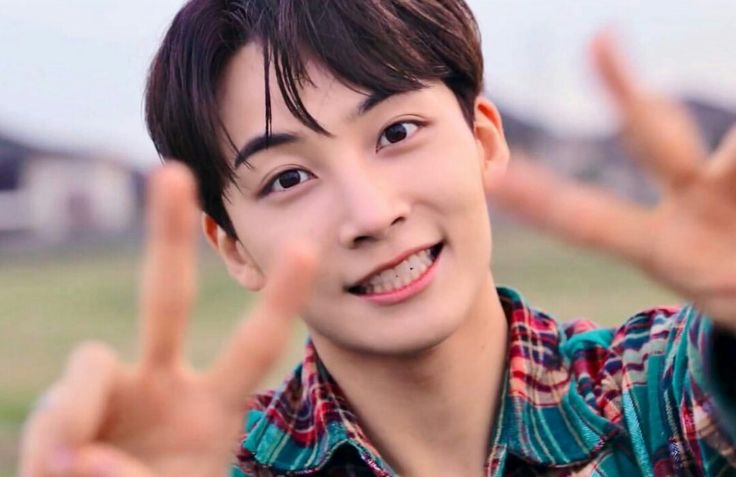 Penasaran dengan Ramadhan, Jeonghan Seventeen berkeinginan untuk ikut berpuasa