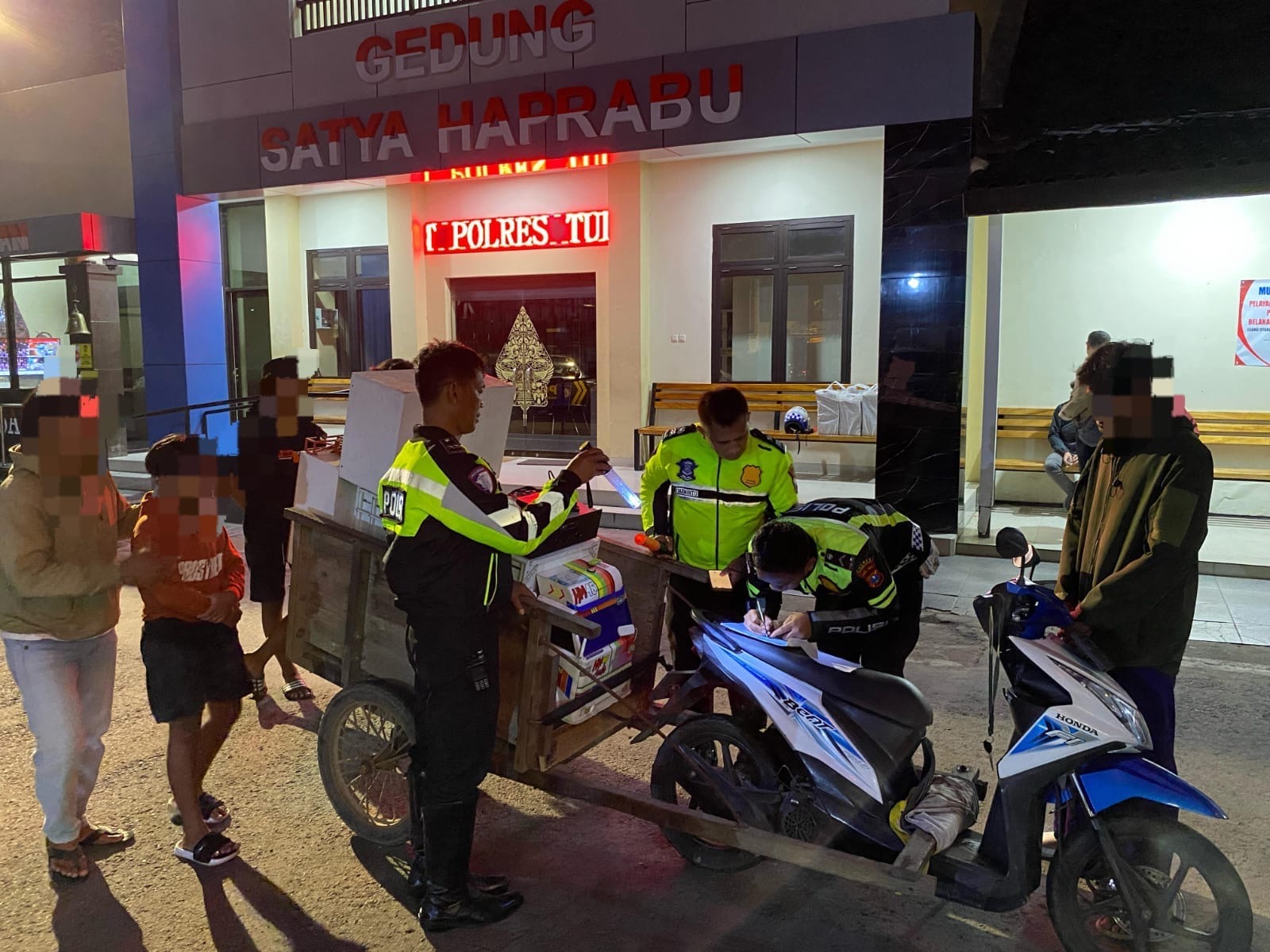 Polres Tulungagung Tindak Tegas SOTR Yang Melanggar Aturan Berlalu Lintas dan Ketertiban Umum