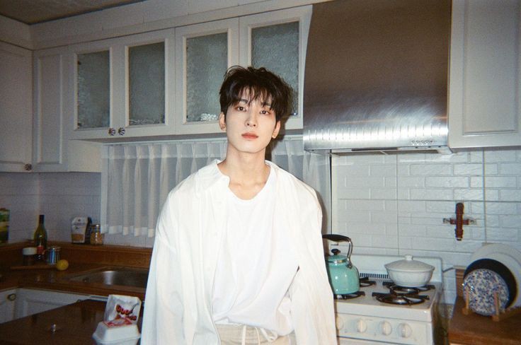 Wonwoo.(pinterest.com/aliyahpante)