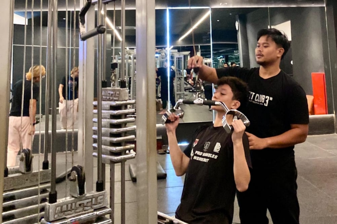 Nge-gym bisa jadi pilihan olahraga saat Ramadhan.