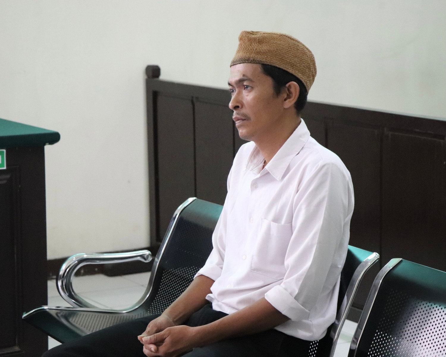 Terdakwa Arif Turyanto saat menjalani persidangan kasus fudisia di Pengadilan Negeri Tulungagung pada Kamis (20/3).