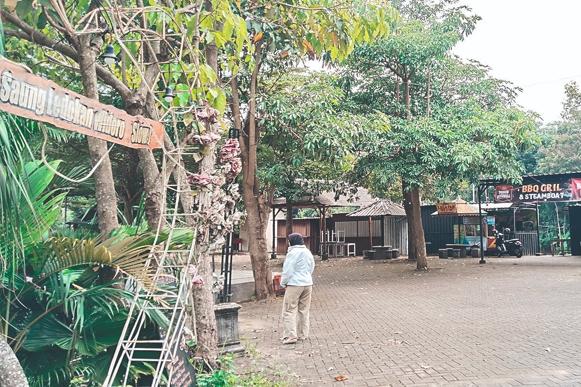 Saung Ledokan Widoro sekarang sepi dari kunjungan masyarakat. (WANDA AK/RADAR TRENGGALEK)