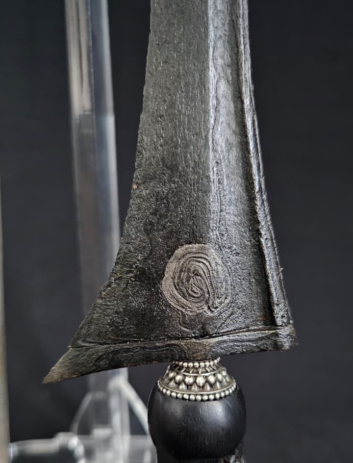 Salah Satu Keris Dengan Pamor Kol Buntet