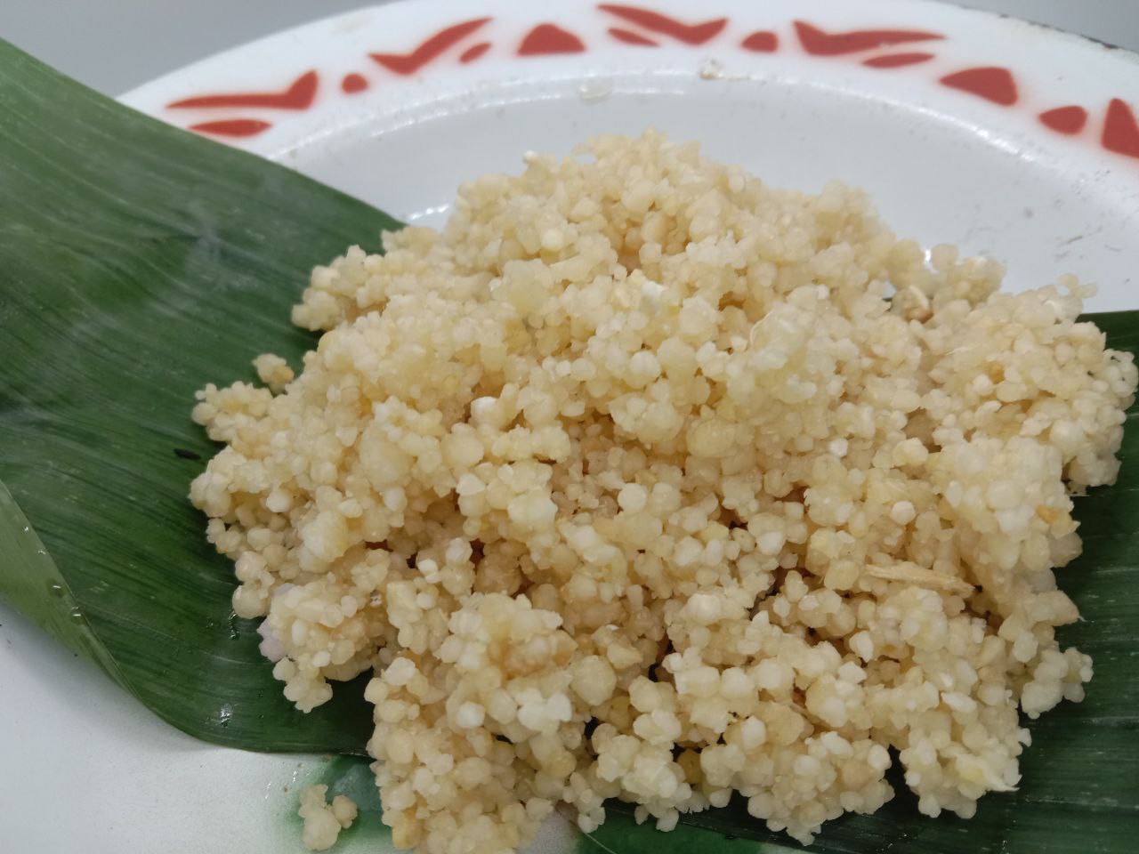 Tiwul merupakan salah satu pengganti beras yang cukup digemari masyarakat Jawa. (NUSANTARA FOOD BIODIVERSITY)