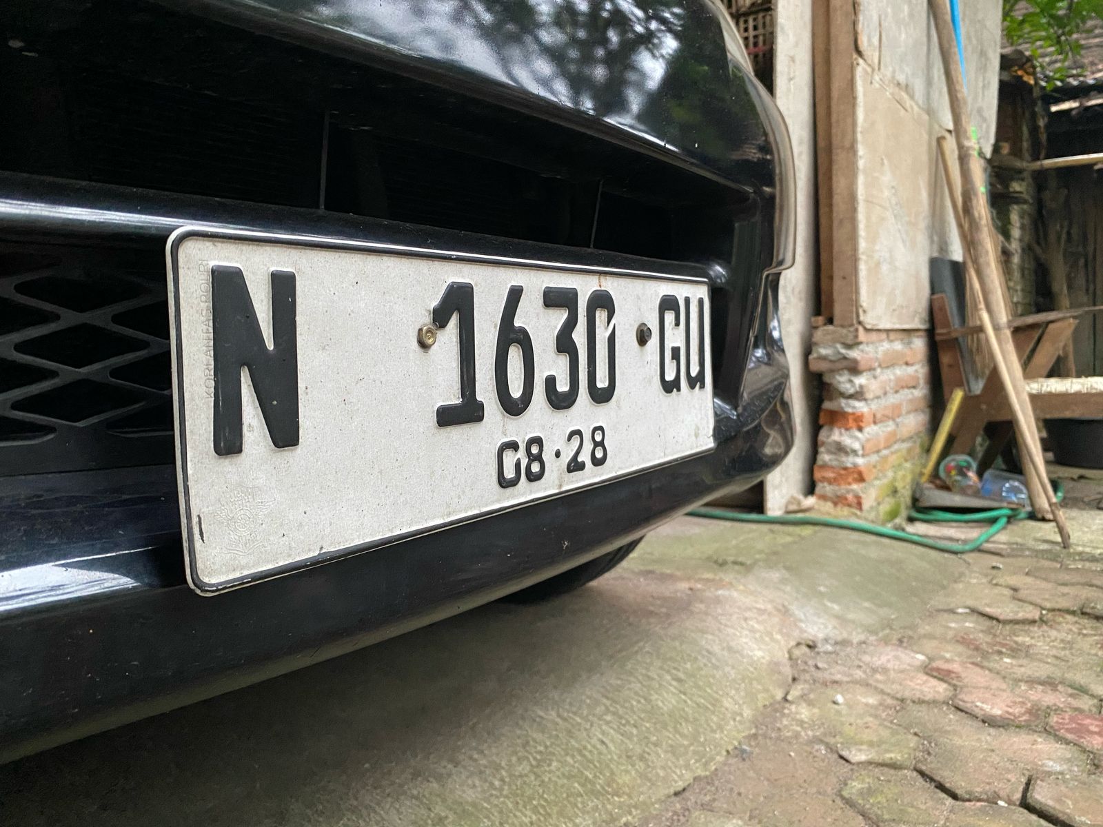 Pelat mobil N untuk wilayah Kabupaten Malang. (DR PERDANA/RADAR TULUNGAGUNG)