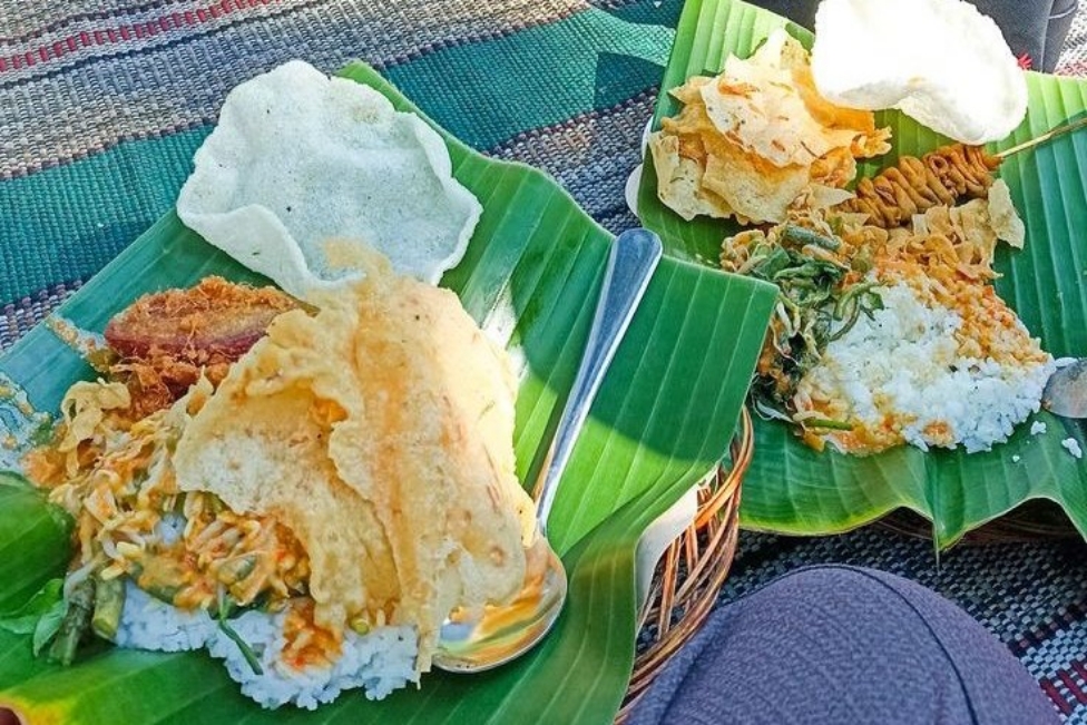 Pecel Madiun yang menggugah selera. (PINTEREST)