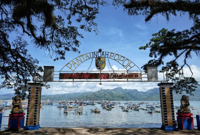 Ternyata pantai popoh di Tulungagung memiliki misteri tersendiri
