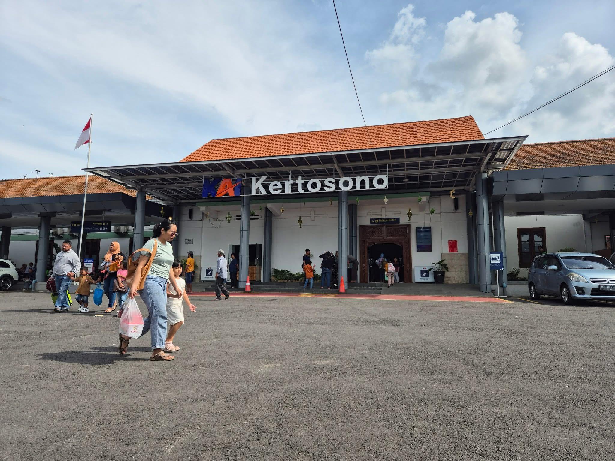 Stasiun Kertosono yang menjadi terbesar di Nganjuk. (FACEBOOK SAIFUL ANAM)