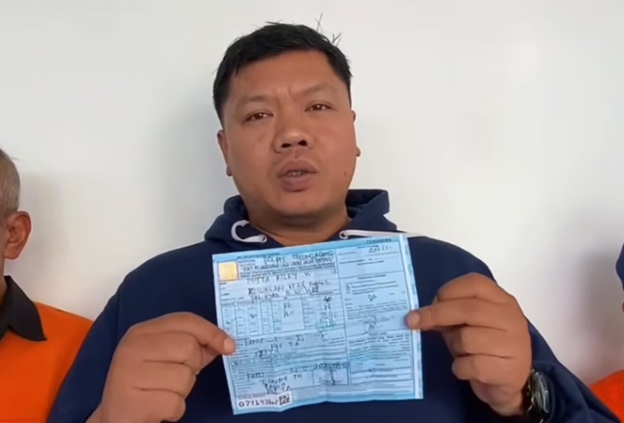 Awak bus bagong yang terlibat adu mulut dengan pengemudi calya di perempatan prayit Tulungagung telah diberi sanksi