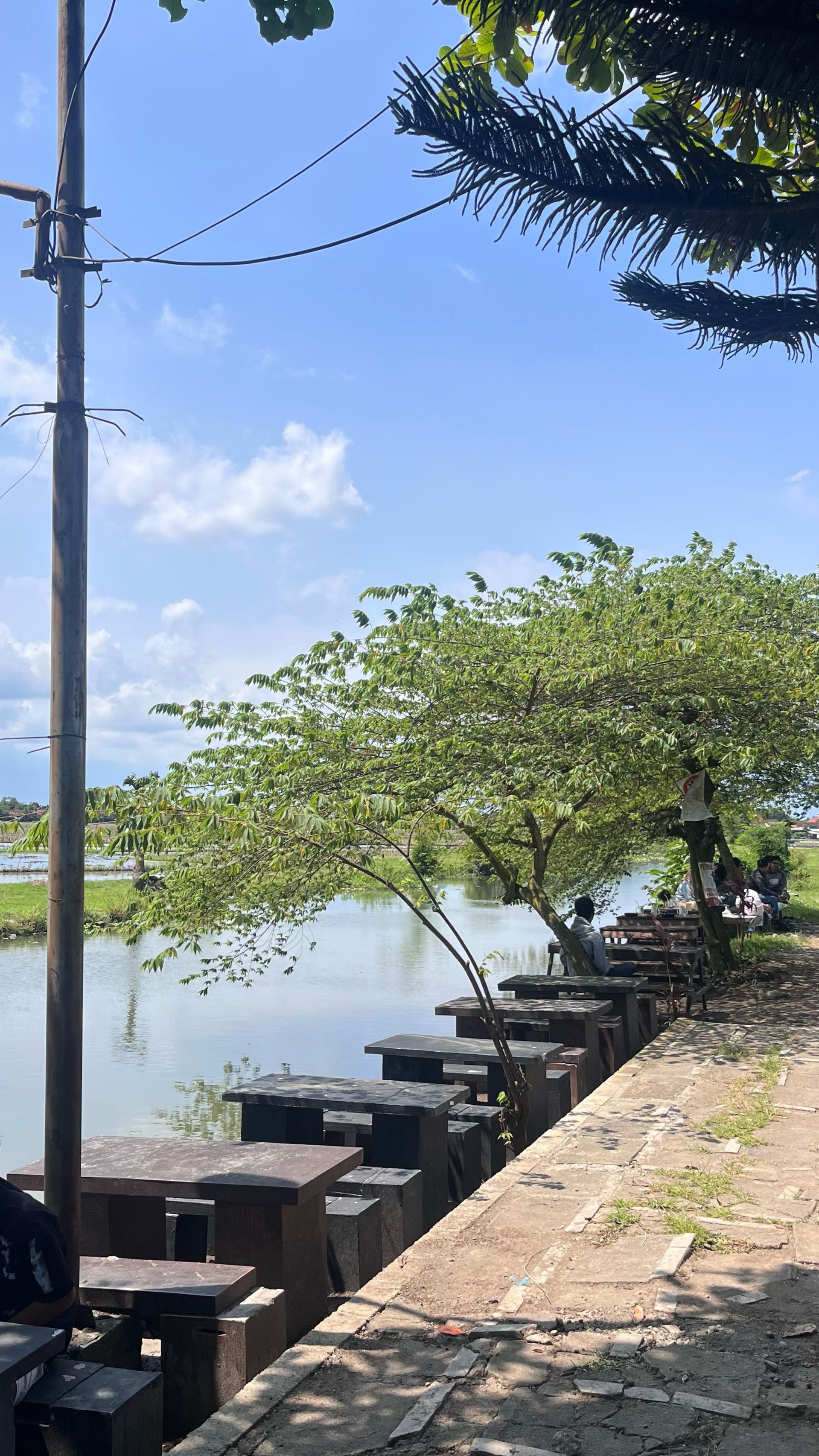 Dam Serut cocok menjadi tempat melepas penat dari hiruk-pikuk kota.