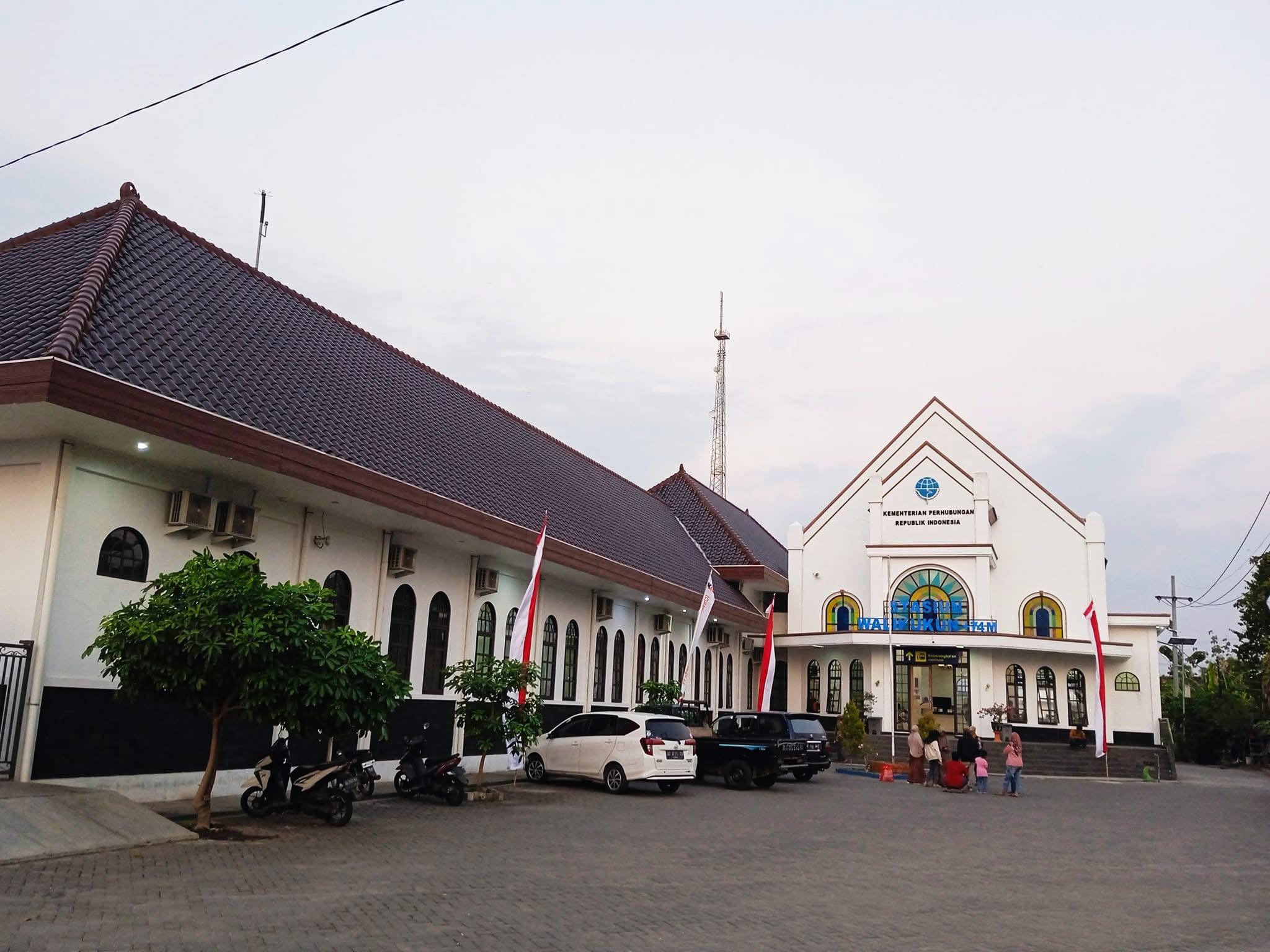 Bagian depan bangunan baru Stasiun Walikukun Ngawi. (FACEBOOK RUDHY T MINTARTO)