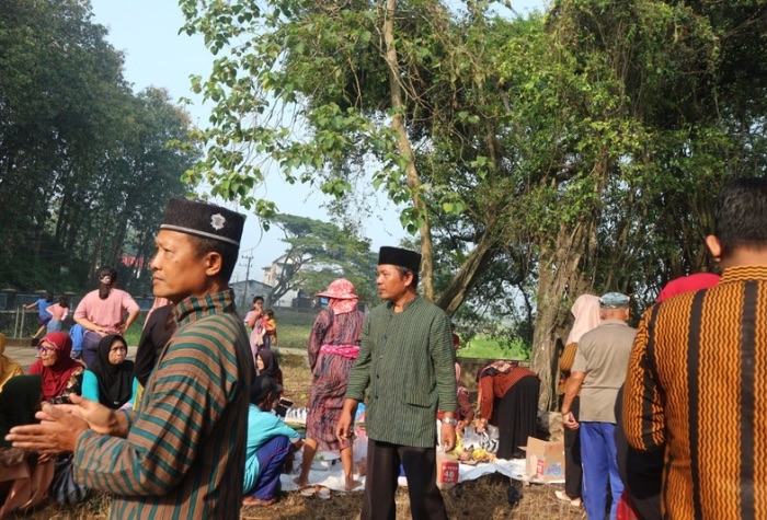 Prosesi ulur-ulur di Desa Ngentrong Tulungagung