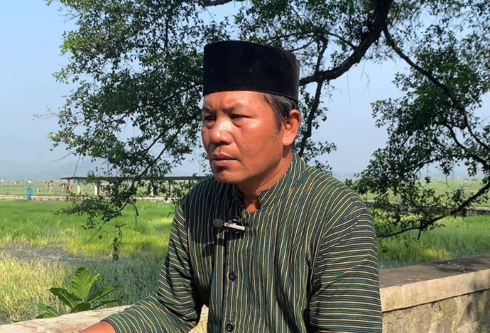 Kepala Desa Ngentrong Tulungagung, Samuji, saat peringatan budaya ulur-ulur