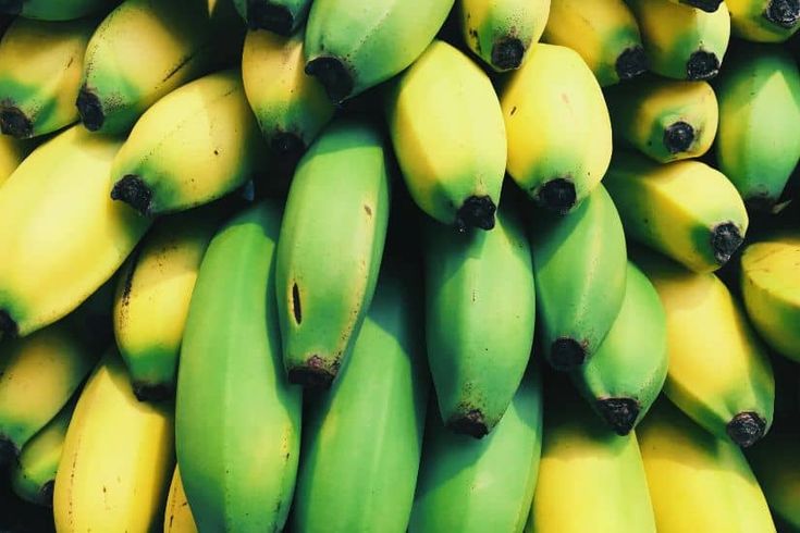 ilustrasi pisang beda warna @canadian living (freepik.com)