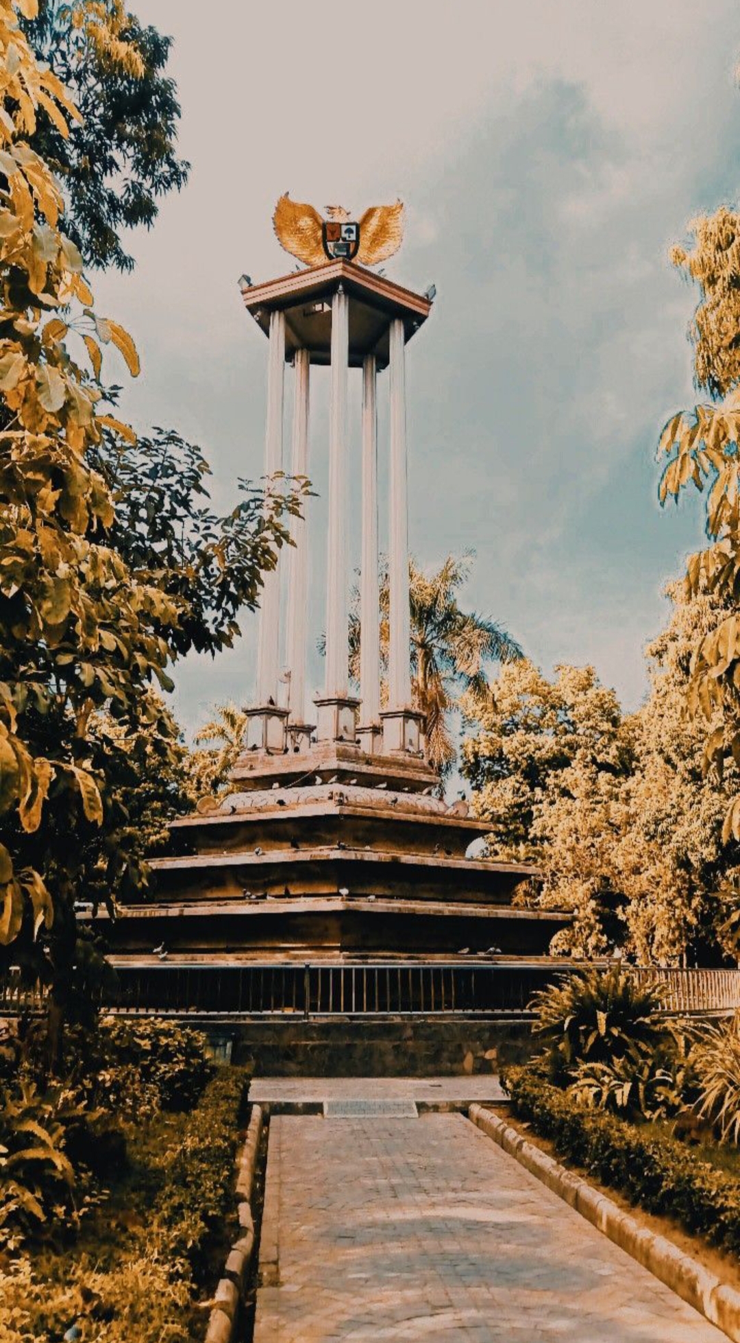 Tulungagung bukan cuma kaya wisata dan kulinernya, tapi juga punya kekhasan bahasa daerah yang unik dan sering bikin bingung bahkan bagi orang Jawa sendiri.