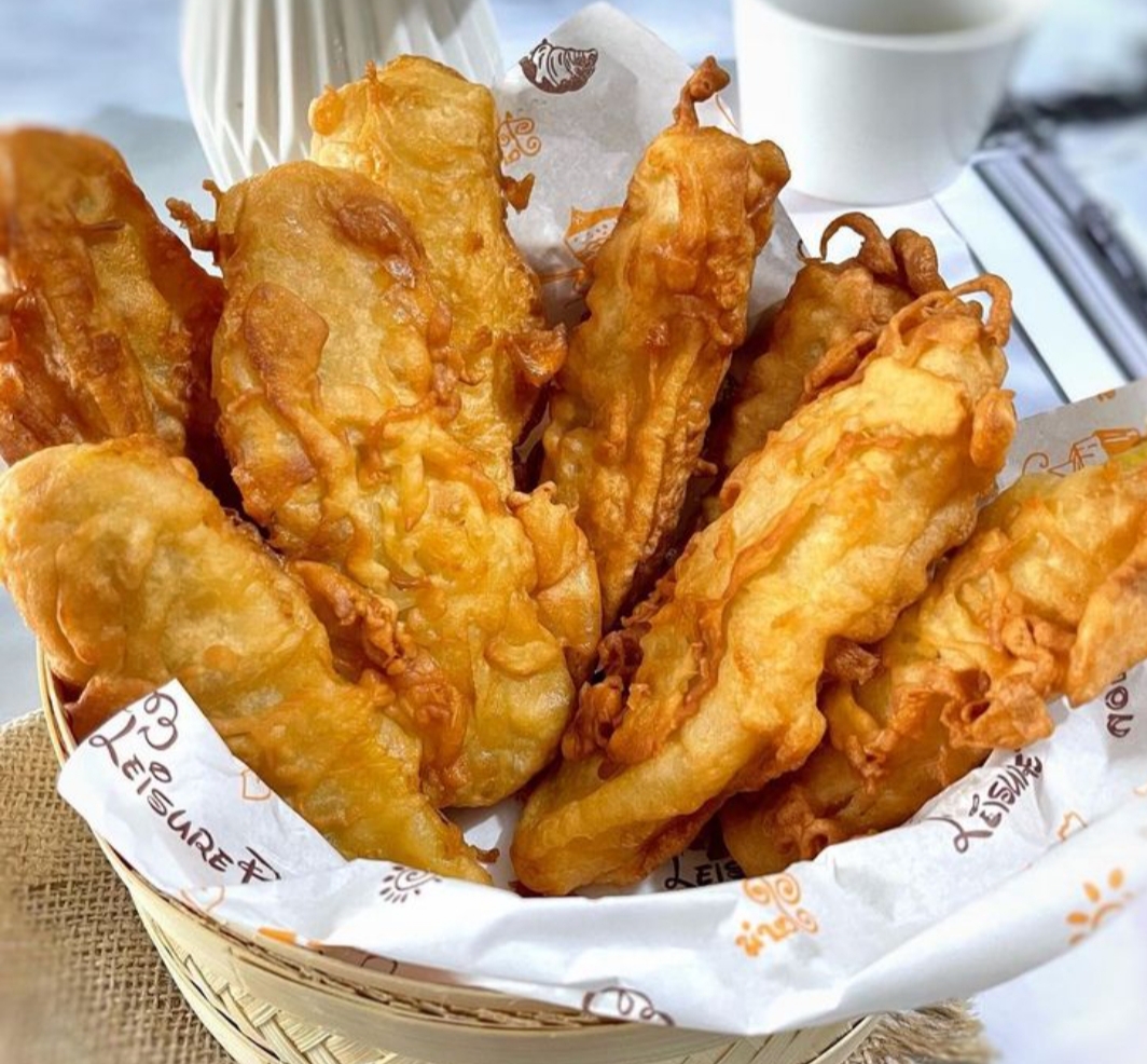 Pisang goreng di Tulungagung bukan sekadar soal rasa manis atau renyah tepungnya, tapi jenis pisang yang dipakai juga punya peran penting.