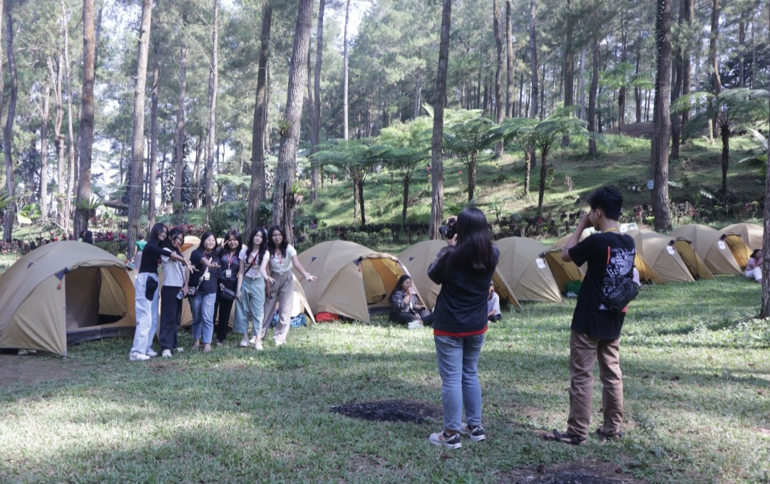 para wisatawan sedang camping di Jurang Senggani. beberapa waktu lalu