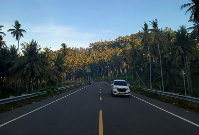 Temukan 6 destinasi wisata paling viral di Jalur Lintas Selatan (JLS) Tulungagung tahun 2025! Mulai dari Sine View hingga Pantai Kedung Tumpang, semuanya fotogenik dan wajib dikunjungi!