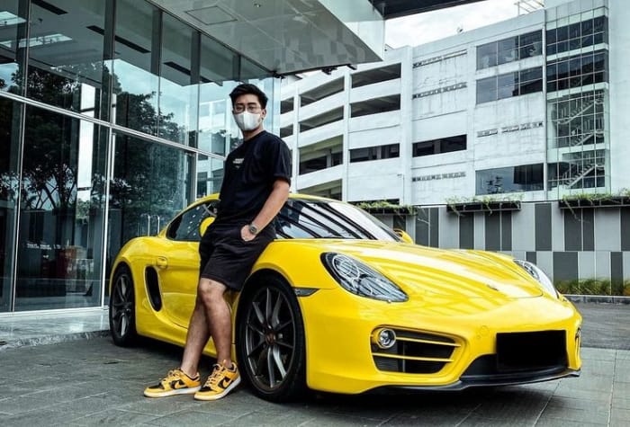 Timothy Ronald, sosok  yang menginspirasi anak muda dengan pengelolaan keuangan supaya melek finansial.